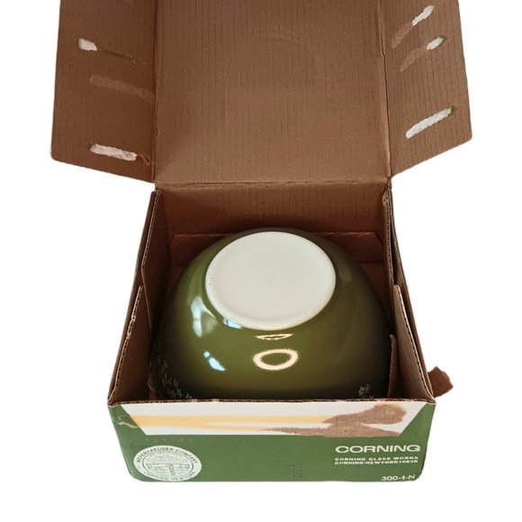 SOLD - Vintage Pyrex Spring Blossom Crazy Daisy Mixing Bowls Set Of Three New - Picture 11 of 16